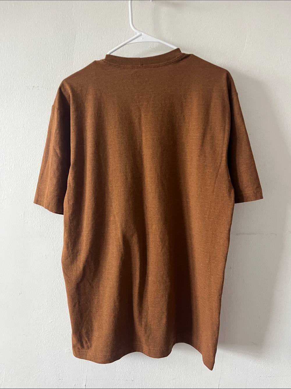 Carhartt Men’s Crewneck Pocket Tee in Deep Brown - Picture 4 of 4